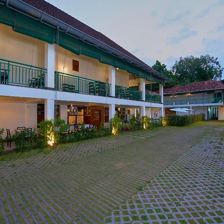 Napier Heritage By Velvet Hotels Kochi Exterior photo