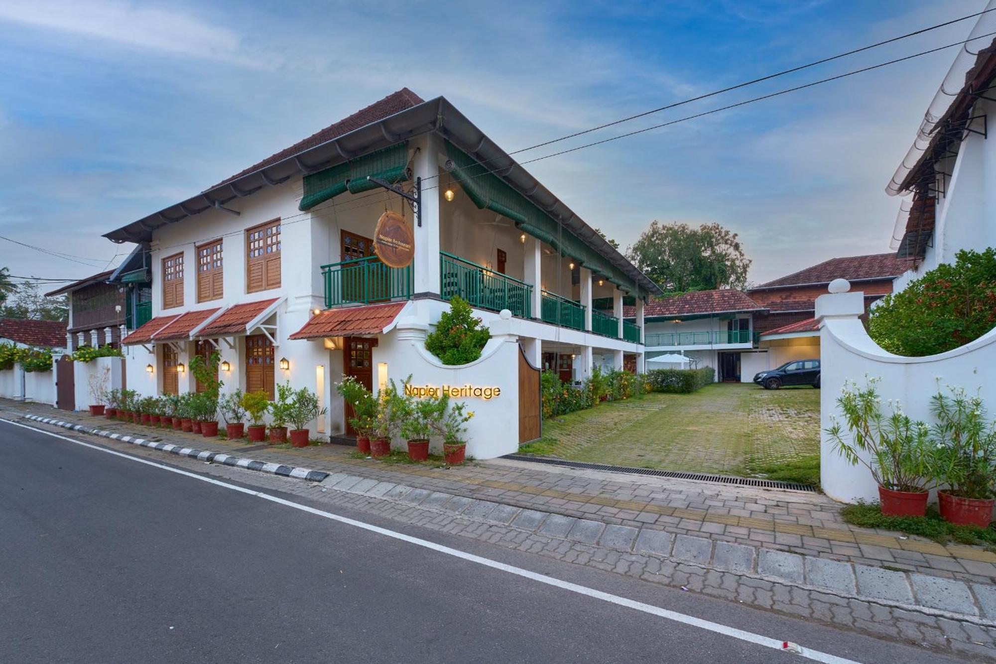 Napier Heritage By Velvet Hotels Kochi Exterior photo